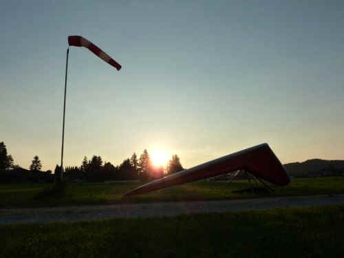 landung_030710.jpg (17940 Byte)